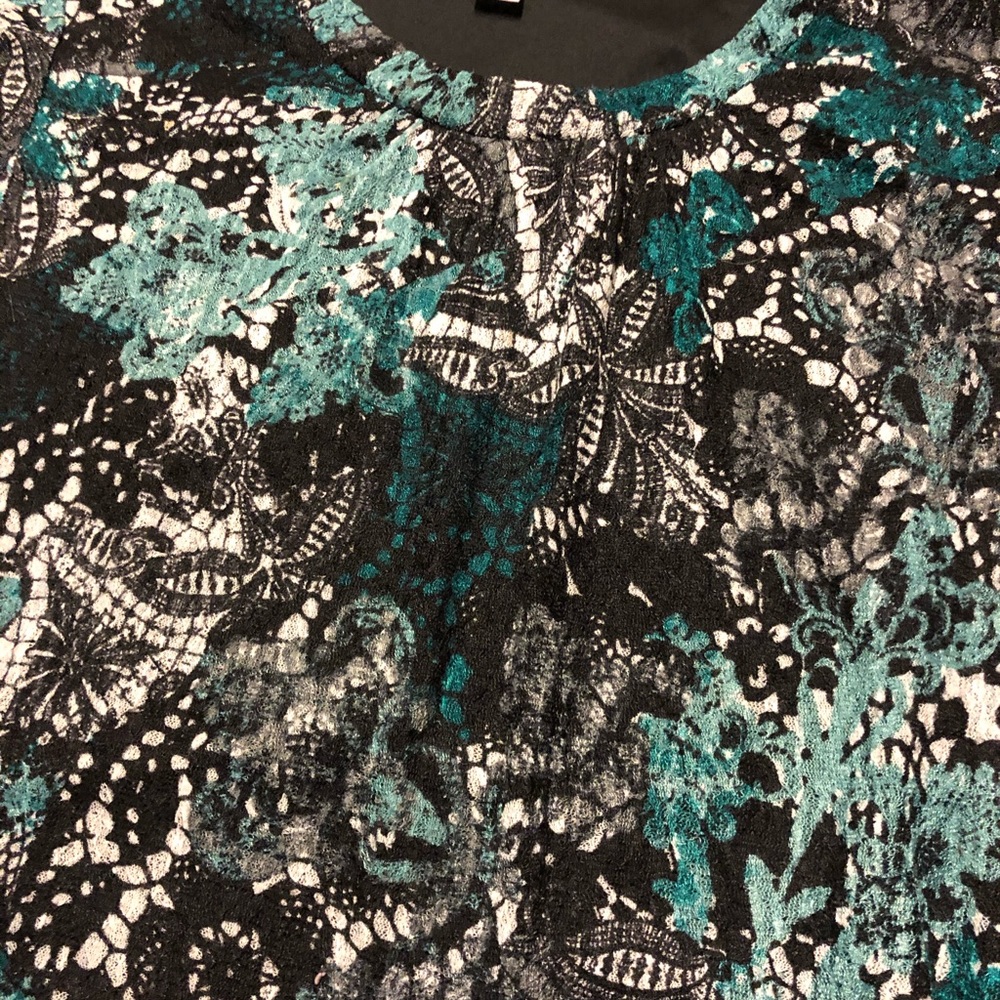 CJ Banks Green Black Floral Layered Blouse 1X Semi Sheer Lined Stretch Top - Picture 5 of 8